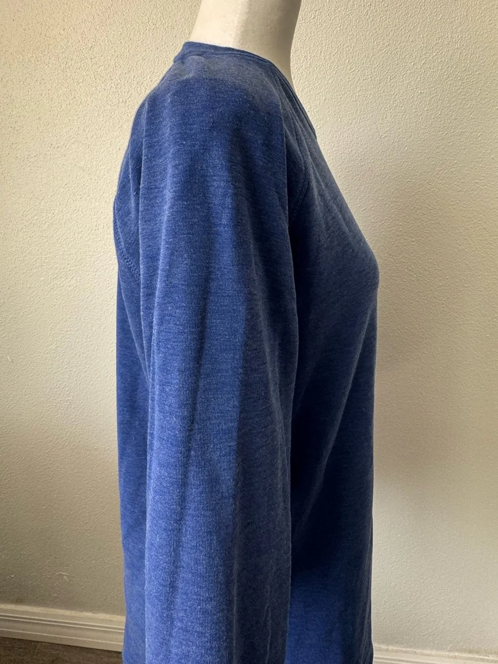Banana Republic Men’s Long Sleeve Crewneck Shirt Royal Blue Unisex SZ S